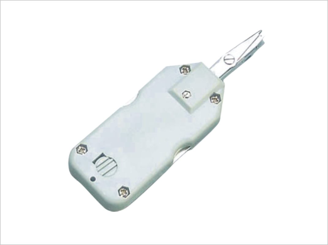 Outils de câblage de réseau avec connecteur de câblage pour systèmes de câblage intégrés YH03