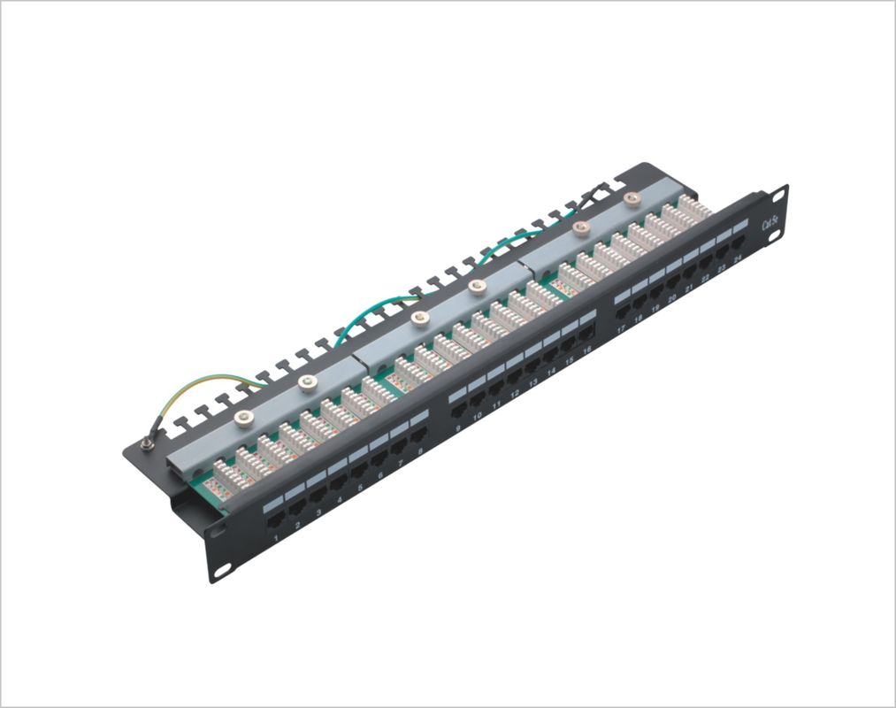 Panneau de patch anti-rouille, panneau de patch de câble de réseau, panneau de patch de salle de surveillance adaptée YH4006